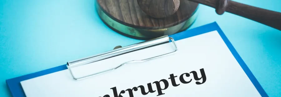 وکیل بانکی
